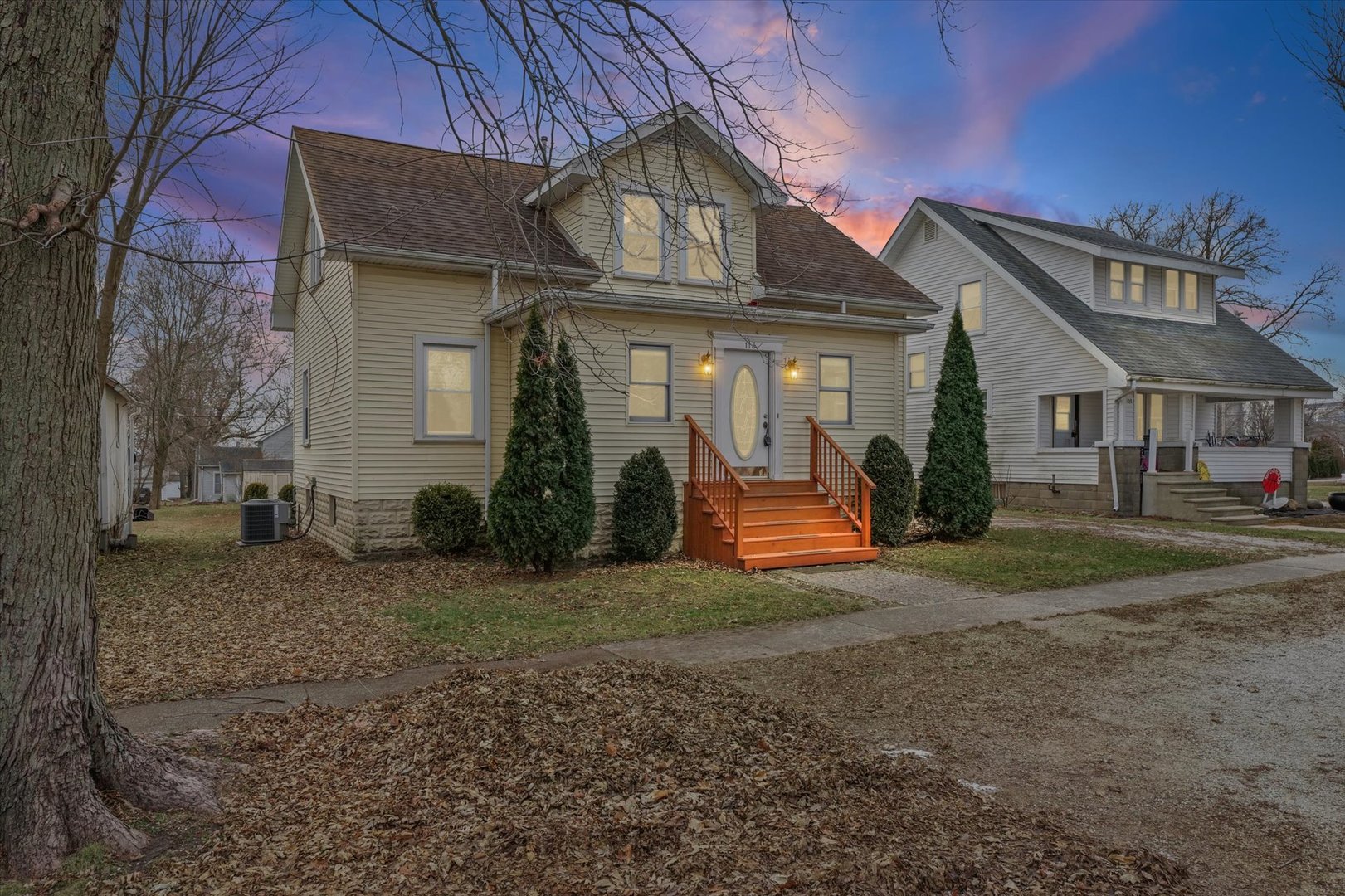 113 E Columbus Street, Sibley, IL 61773