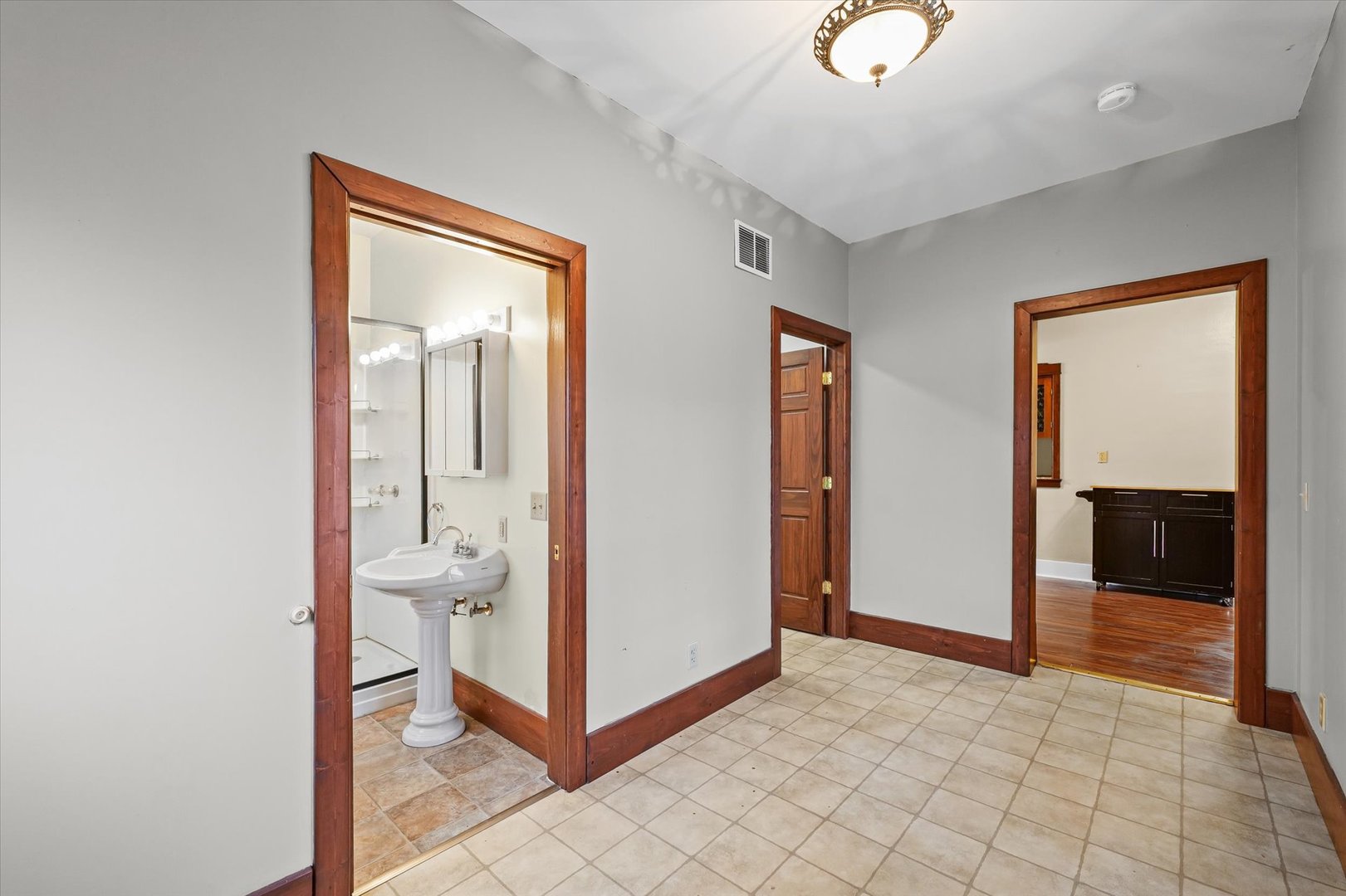 113 E Columbus Street, Sibley, IL 61773