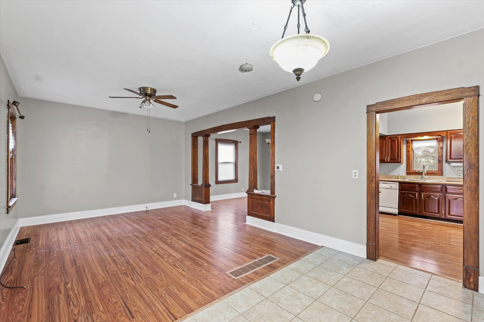 113 E Columbus Street, Sibley, IL 61773