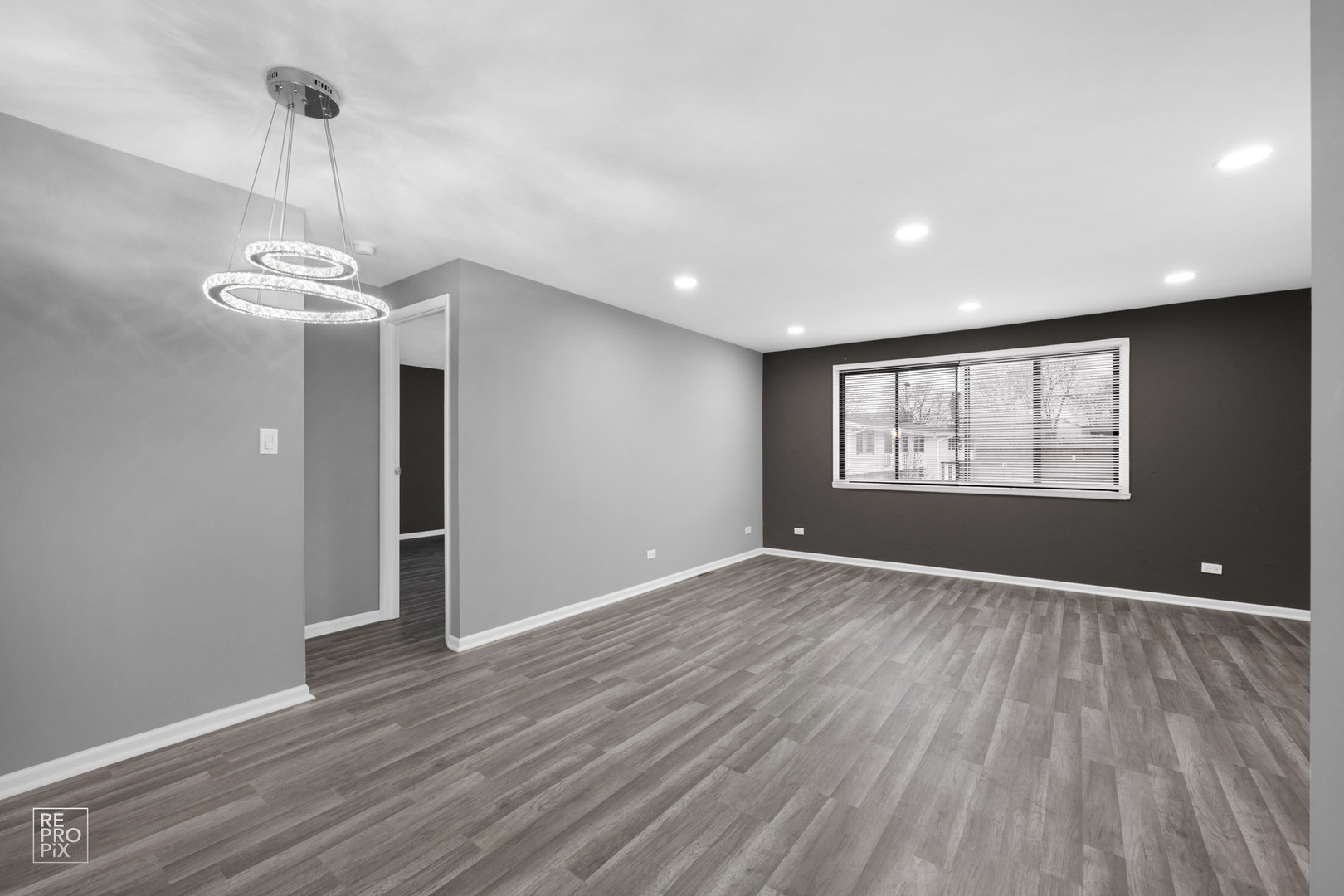 115 Millbrook Lane #115, Schaumburg, IL 60193