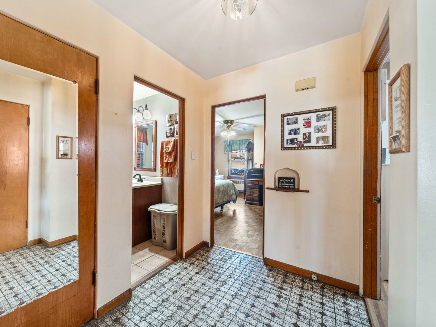 6401 Sinclair Avenue, Berwyn, IL 60402