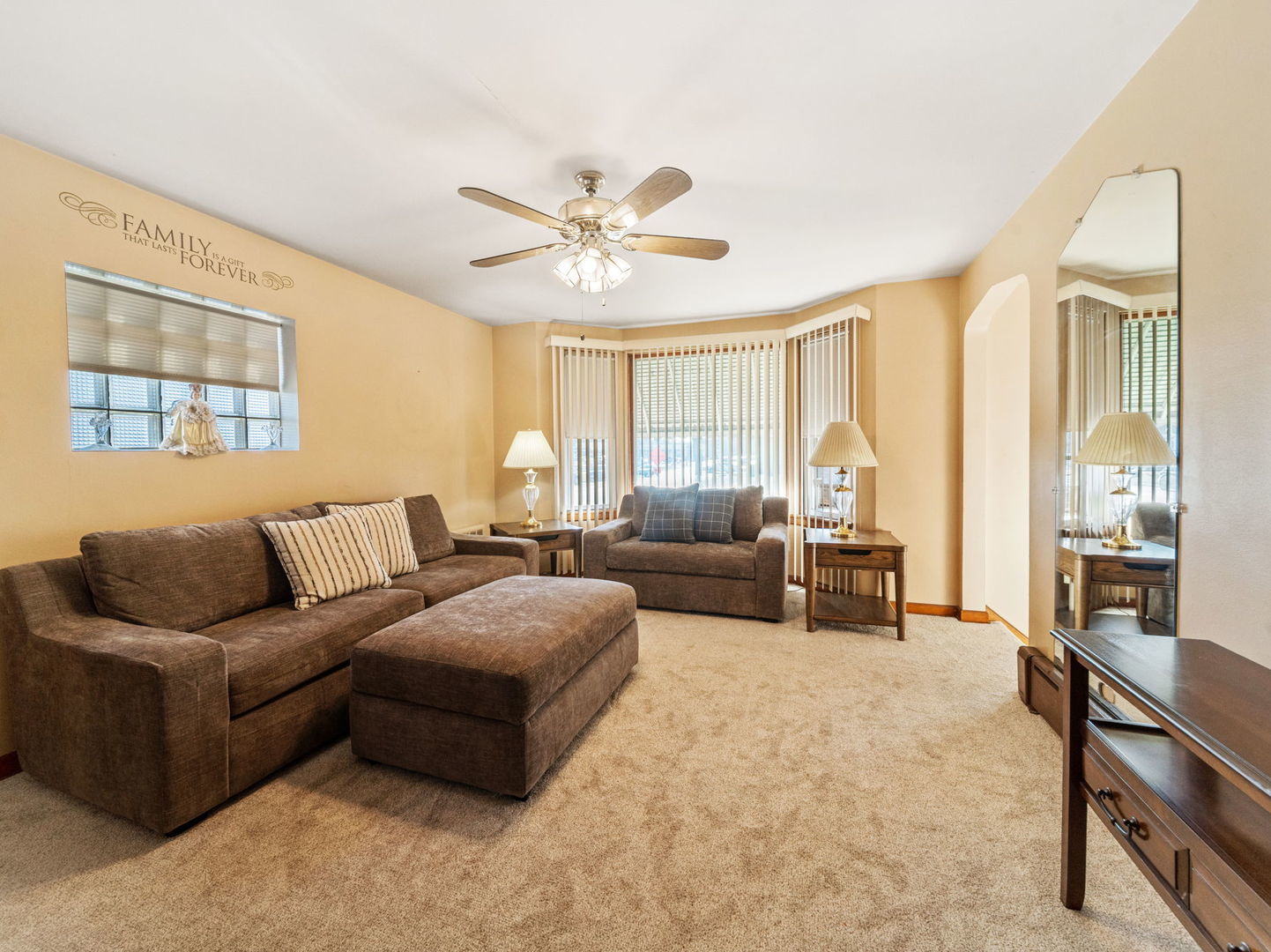 6401 Sinclair Avenue, Berwyn, IL 60402