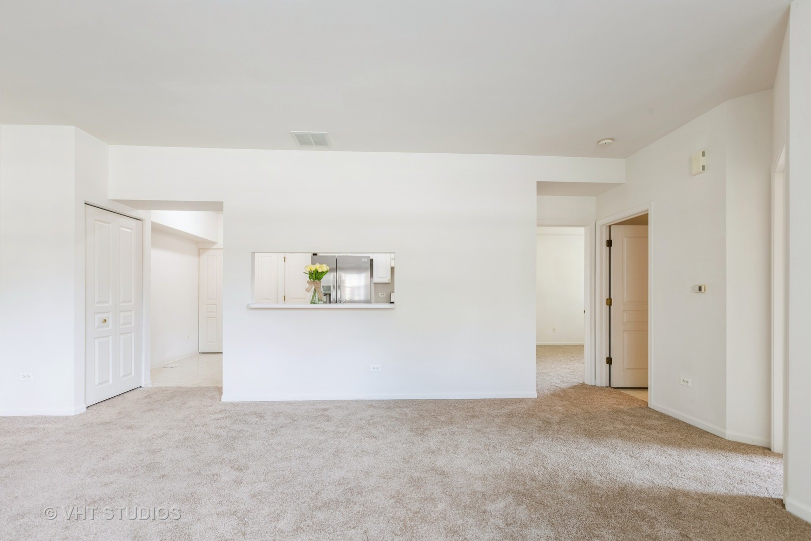 4 Arboretum Drive, Lombard, IL 60148