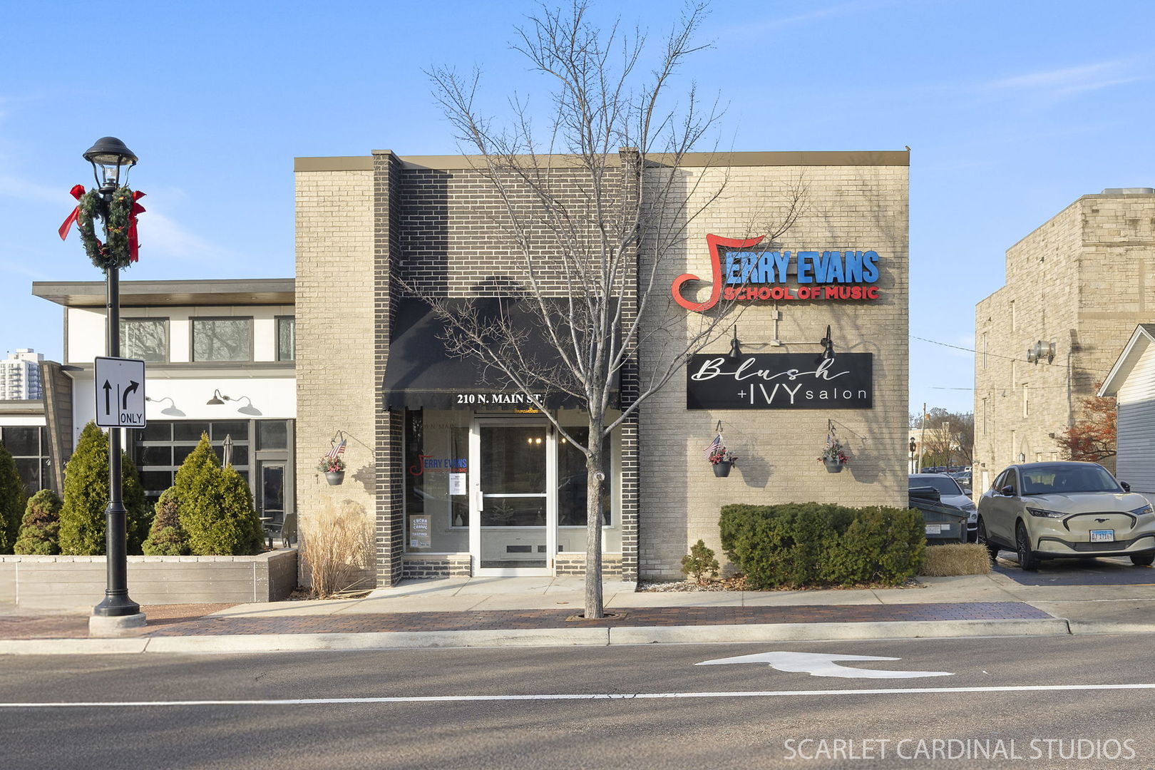 210 N Main Street, Wheaton, IL 60187