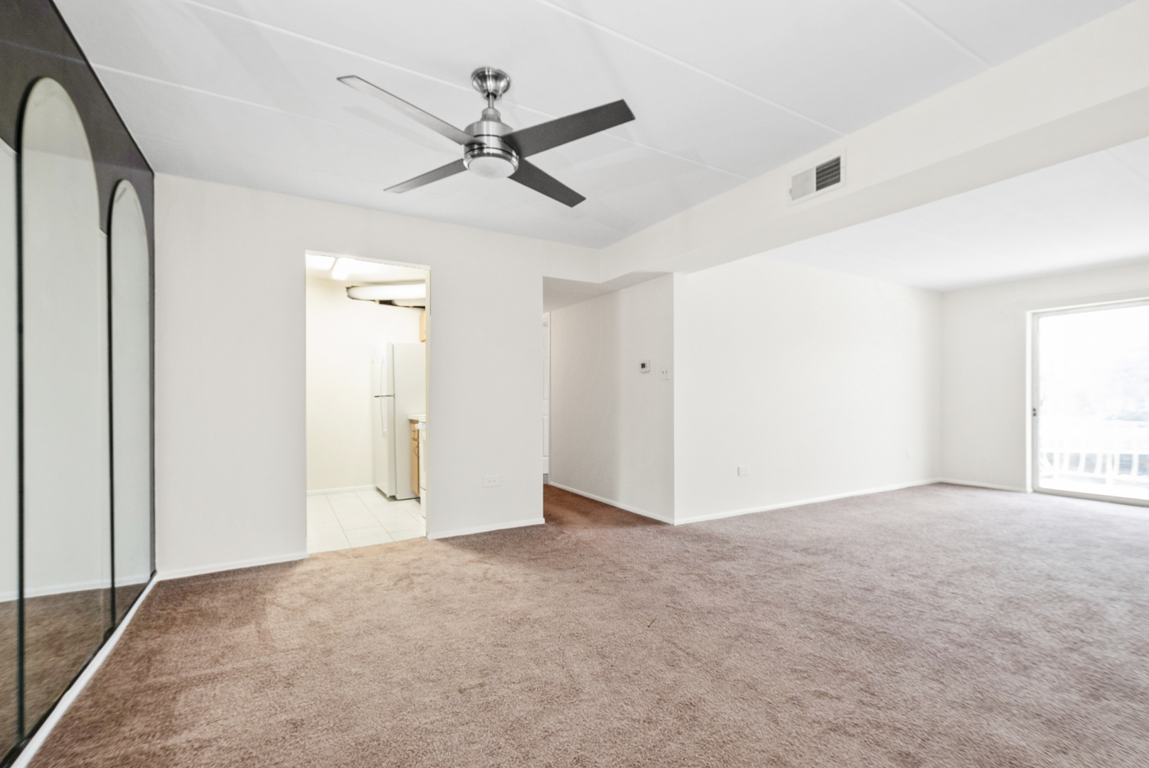 3240 N Manor Drive #216, Lansing, IL 60438