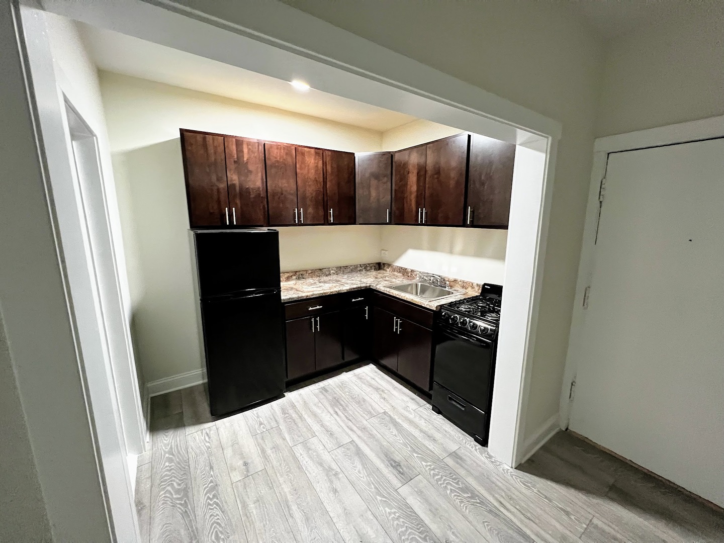 839 W Sheridan Road #209, Chicago, IL 60613