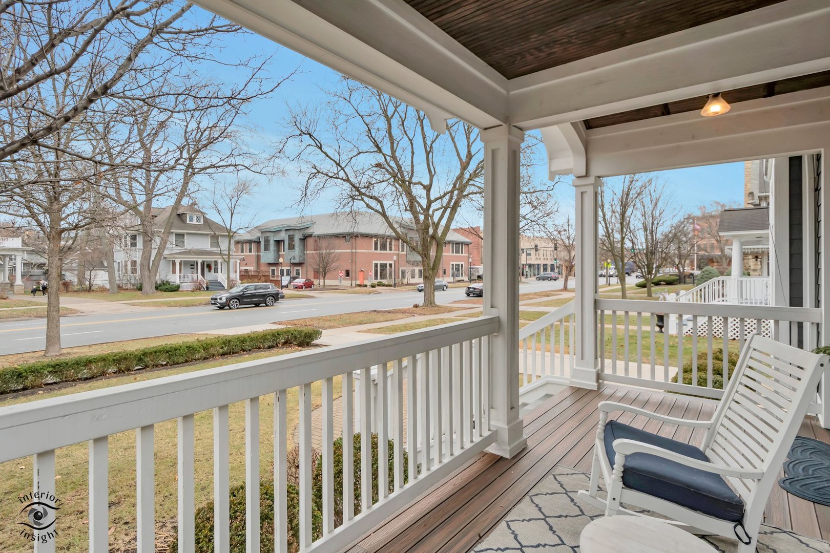 117 S La Grange Road, La Grange, IL 60525