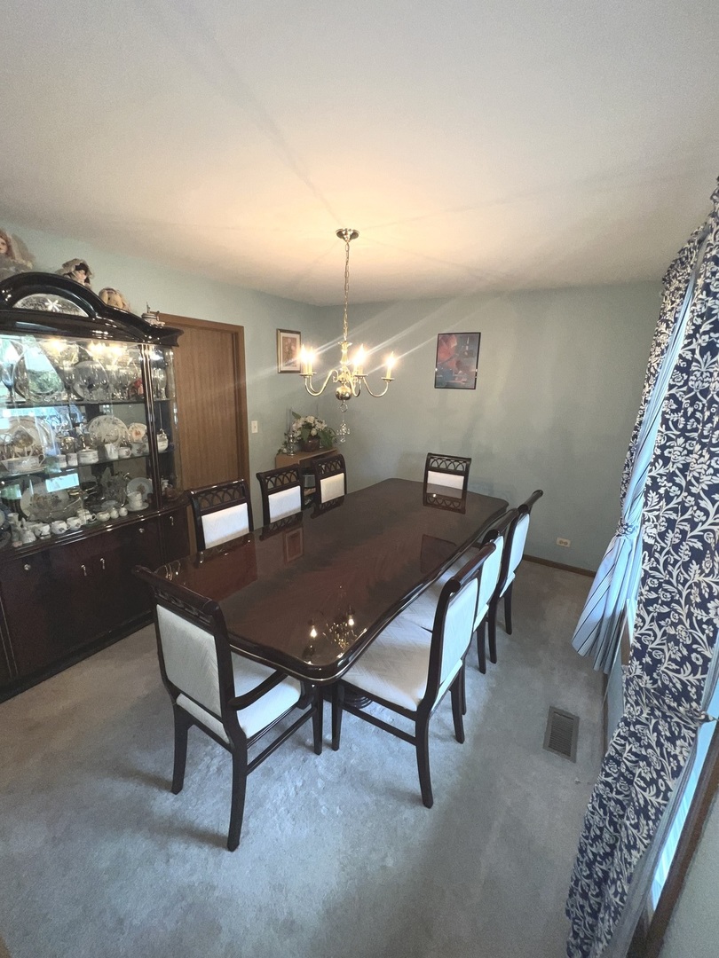 1018 Rain Tree Drive, Bolingbrook, IL 60440