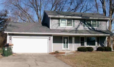 2021 Radcliffe Drive, Aurora, IL 60506