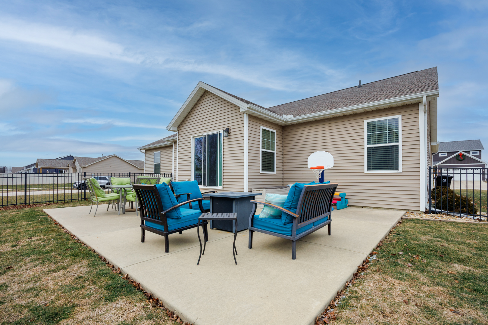 407 Bobwhite Way, Normal, IL 61761