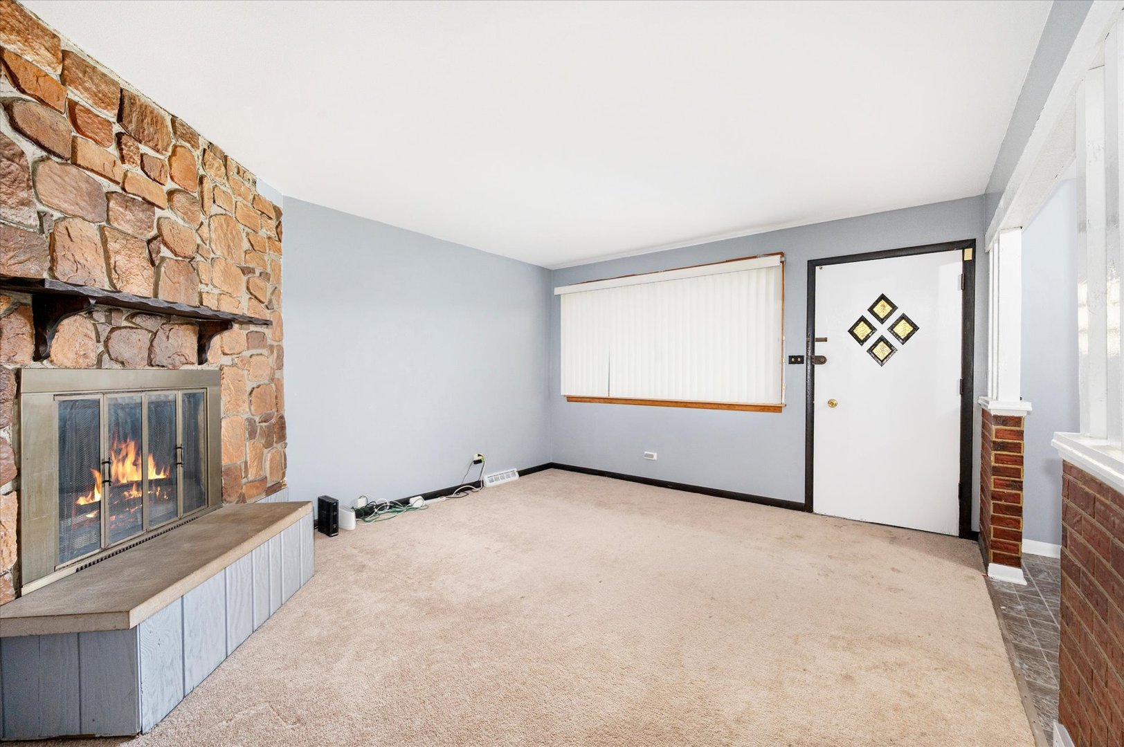 12356 S Carpenter Street, Calumet Park, IL 60827