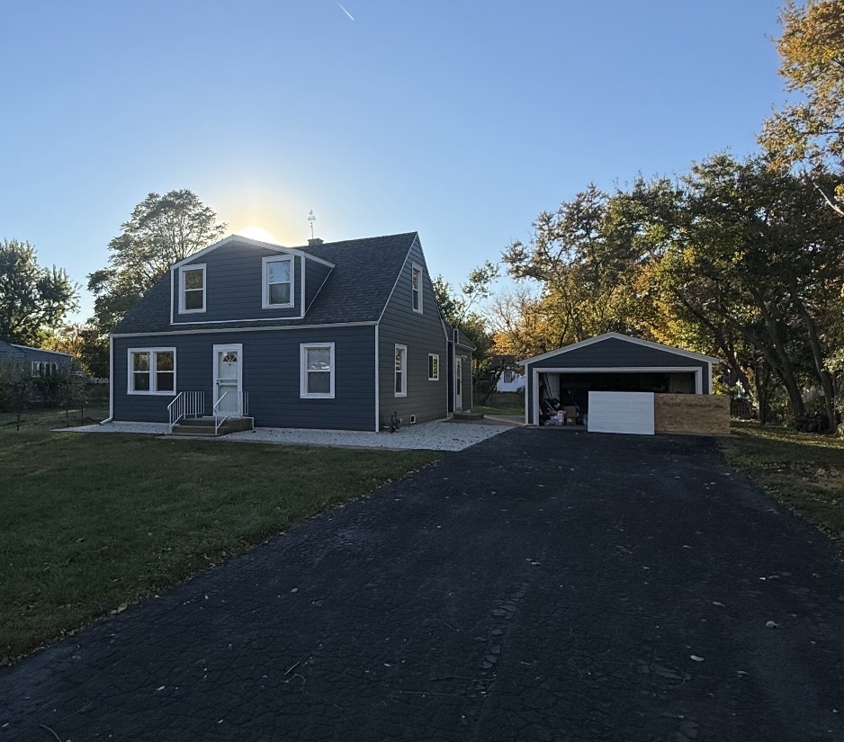 14240 Linder Avenue, Midlothian, IL 60445