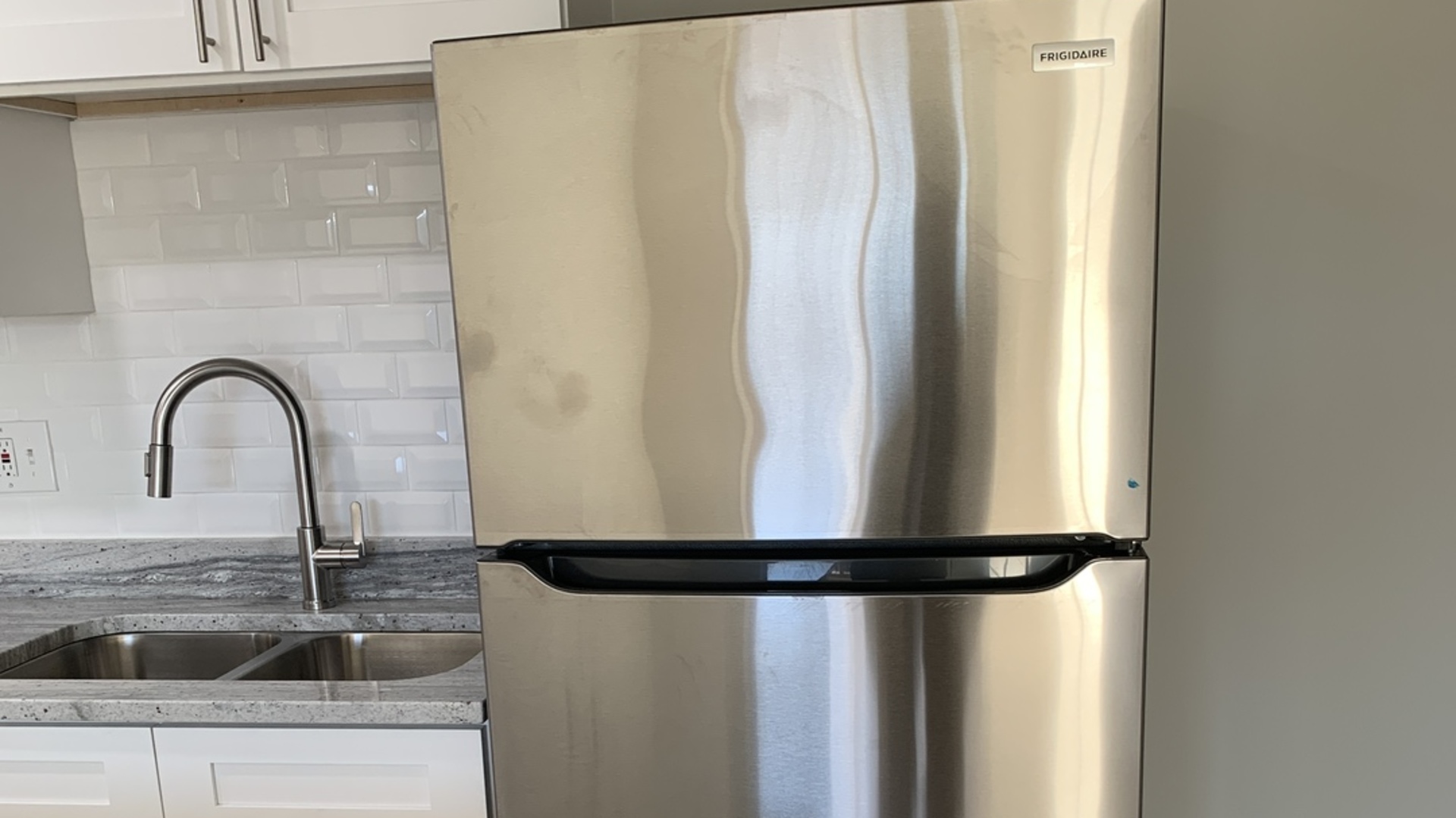 8141 W 84th Place #2D, Justice, IL 60458