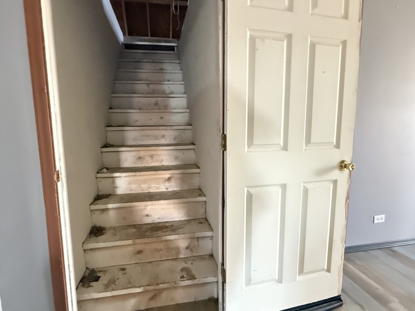 529 N Ravine Drive, Round Lake Park, IL 60073