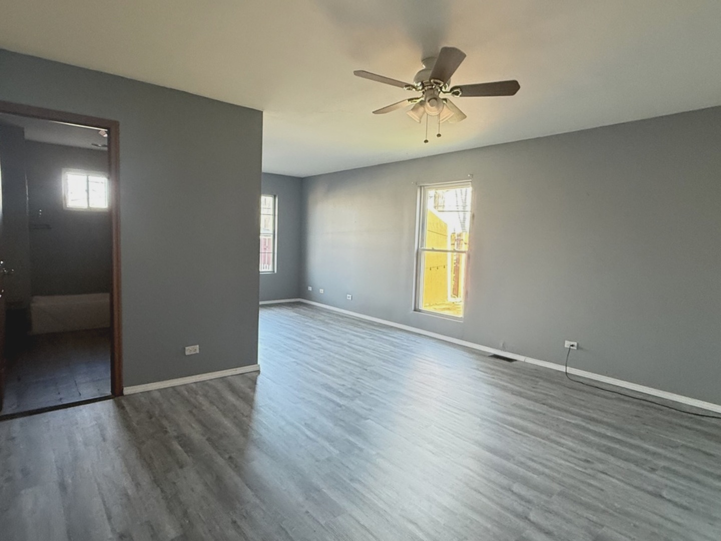 529 N Ravine Drive, Round Lake Park, IL 60073