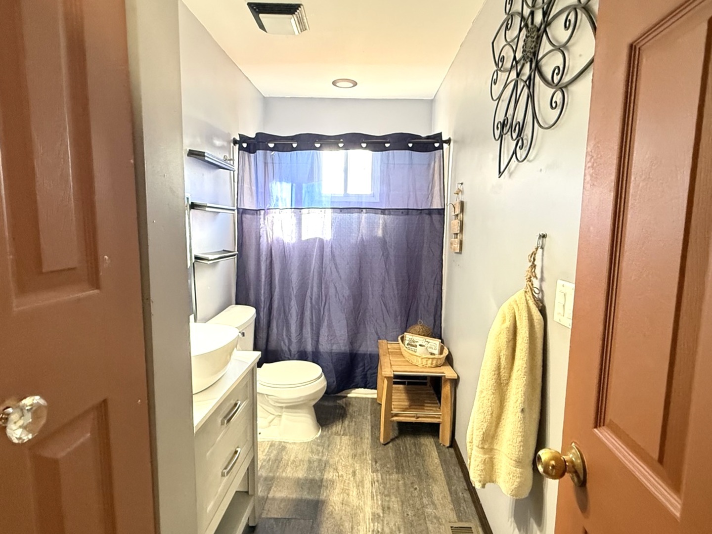 529 N Ravine Drive, Round Lake Park, IL 60073