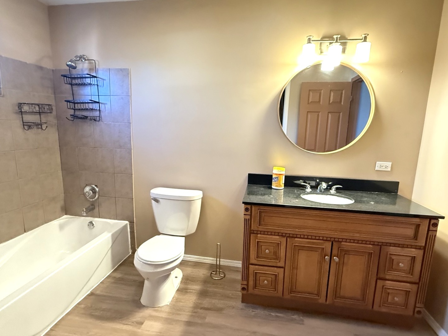 529 N Ravine Drive, Round Lake Park, IL 60073