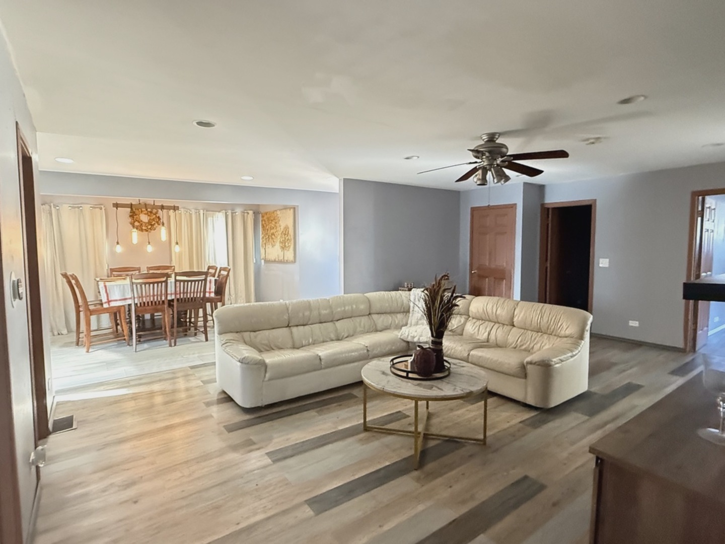 529 N Ravine Drive, Round Lake Park, IL 60073