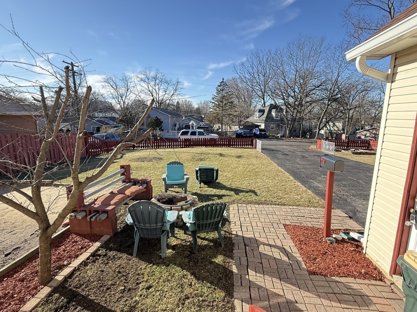 529 N Ravine Drive, Round Lake Park, IL 60073