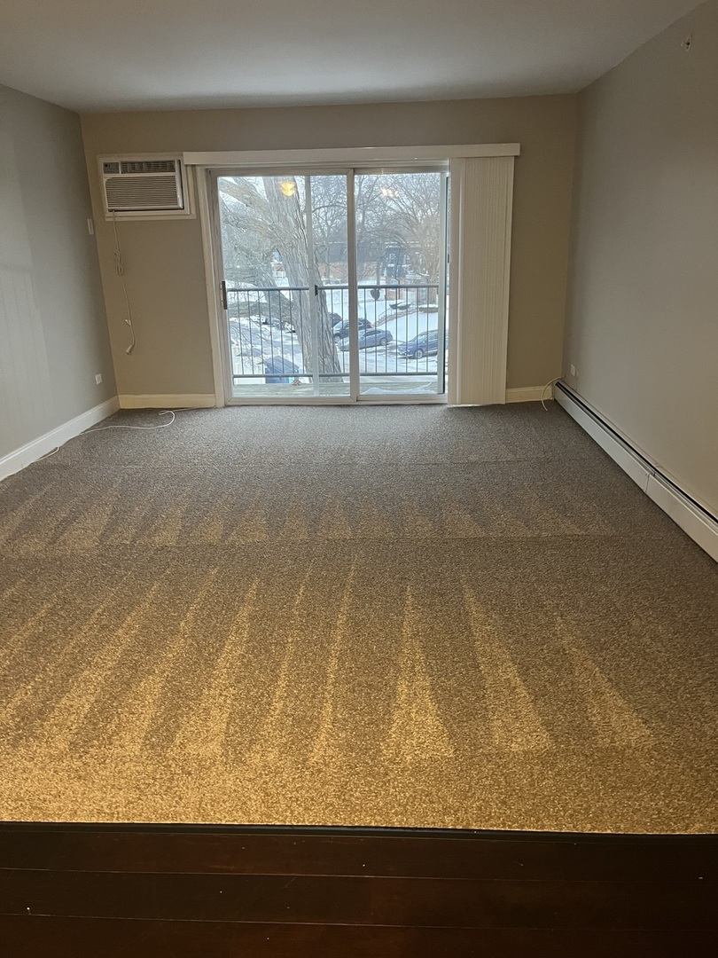 9962 S 84 TH Terrace #301, Palos Hills, IL 60465