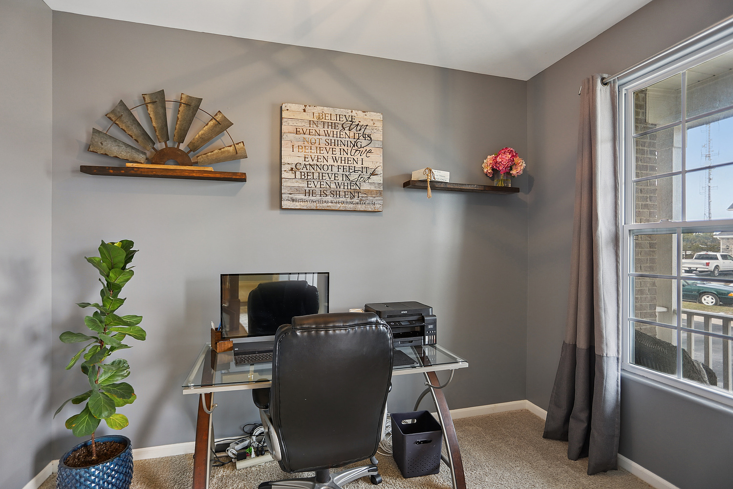 882 N Carly Circle, Yorkville, IL 60560