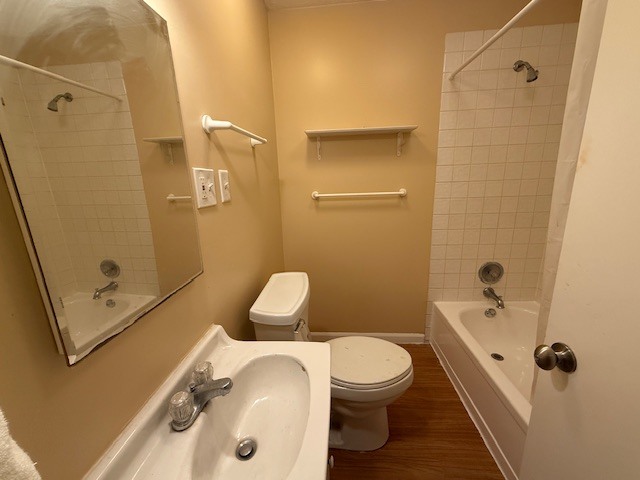 71 Park Row #71, Elgin, IL 60120