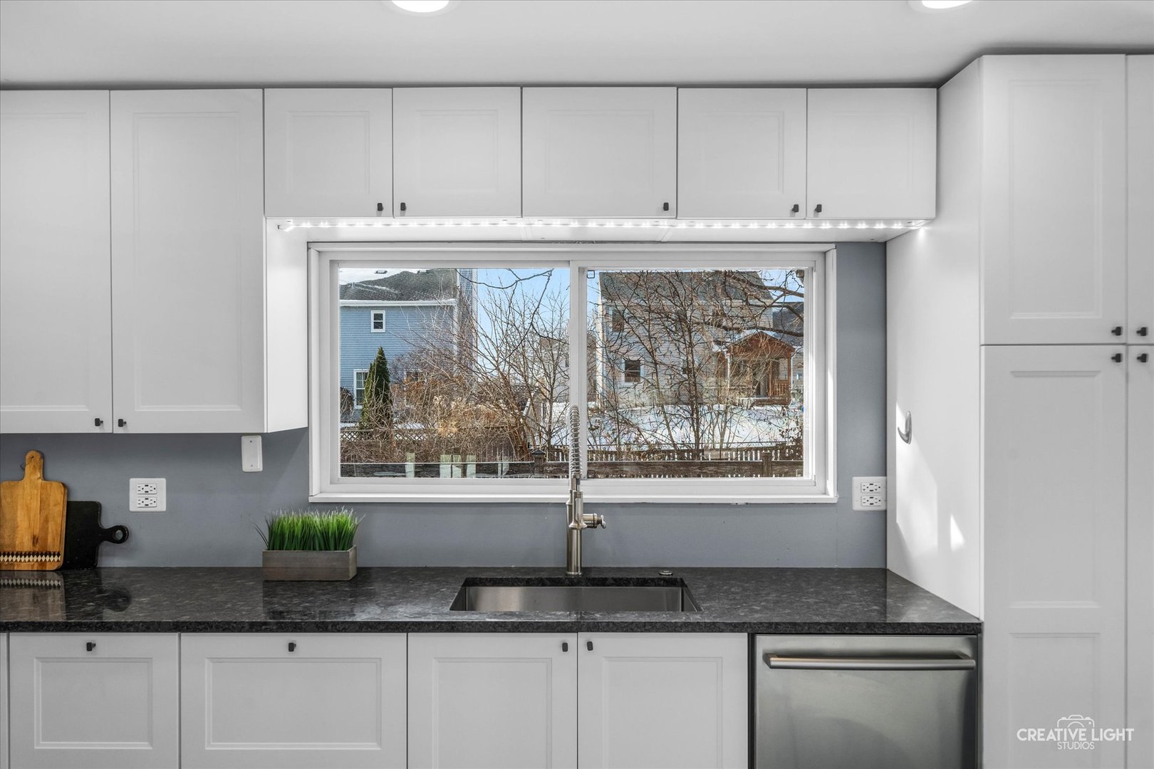 632 Sheffield Lane, Bolingbrook, IL 60440