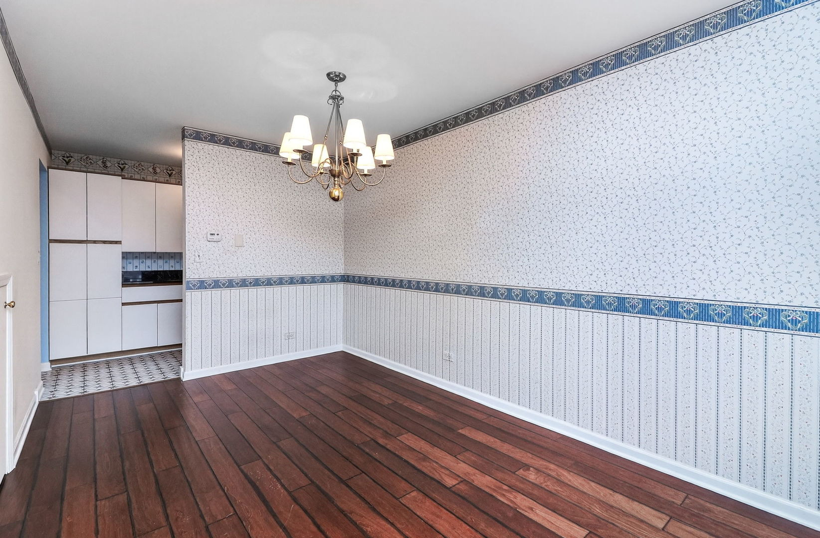 907 Curtiss Street #407, Downers Grove, IL 60515