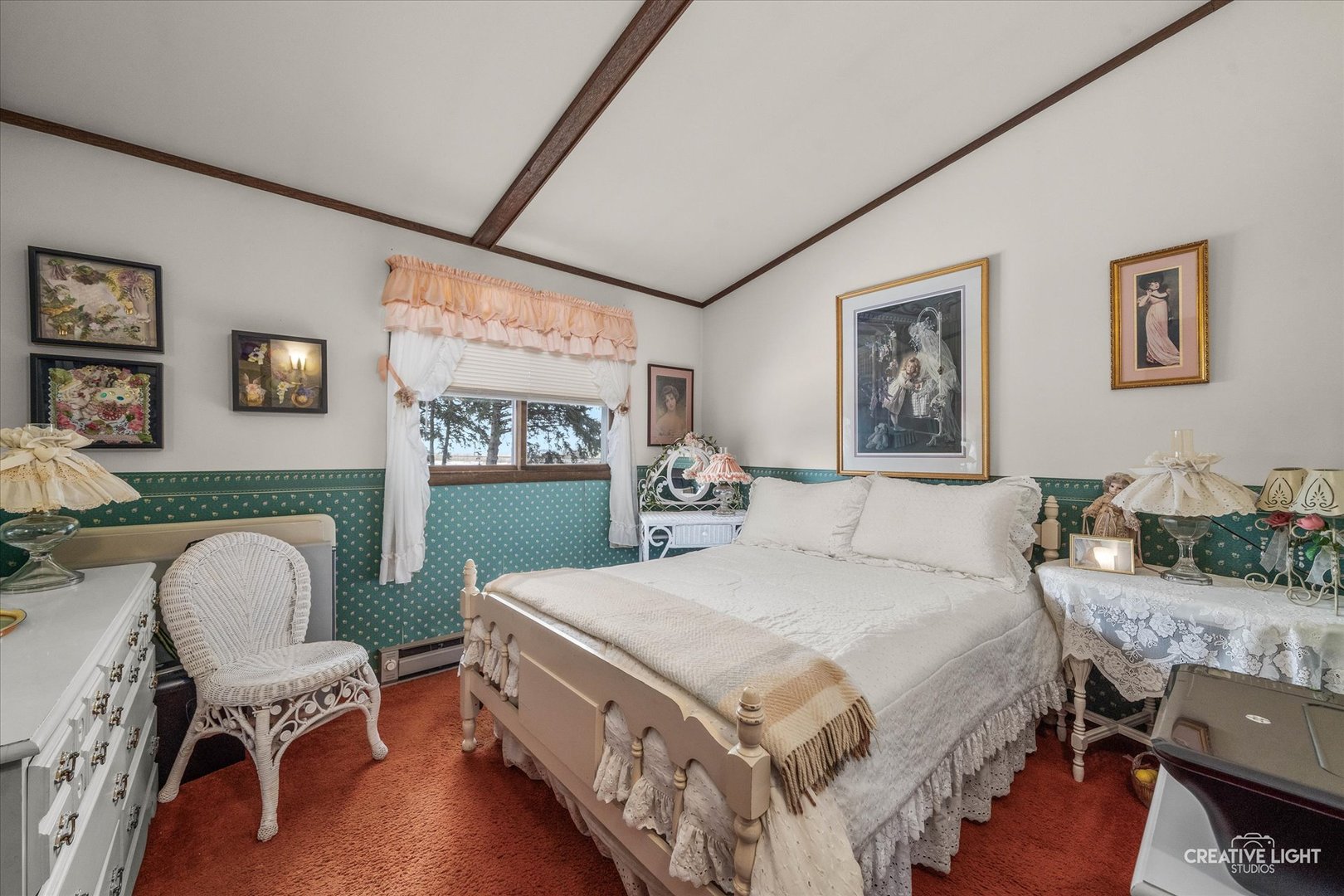 450 W Market Street, Somonauk, IL 60552