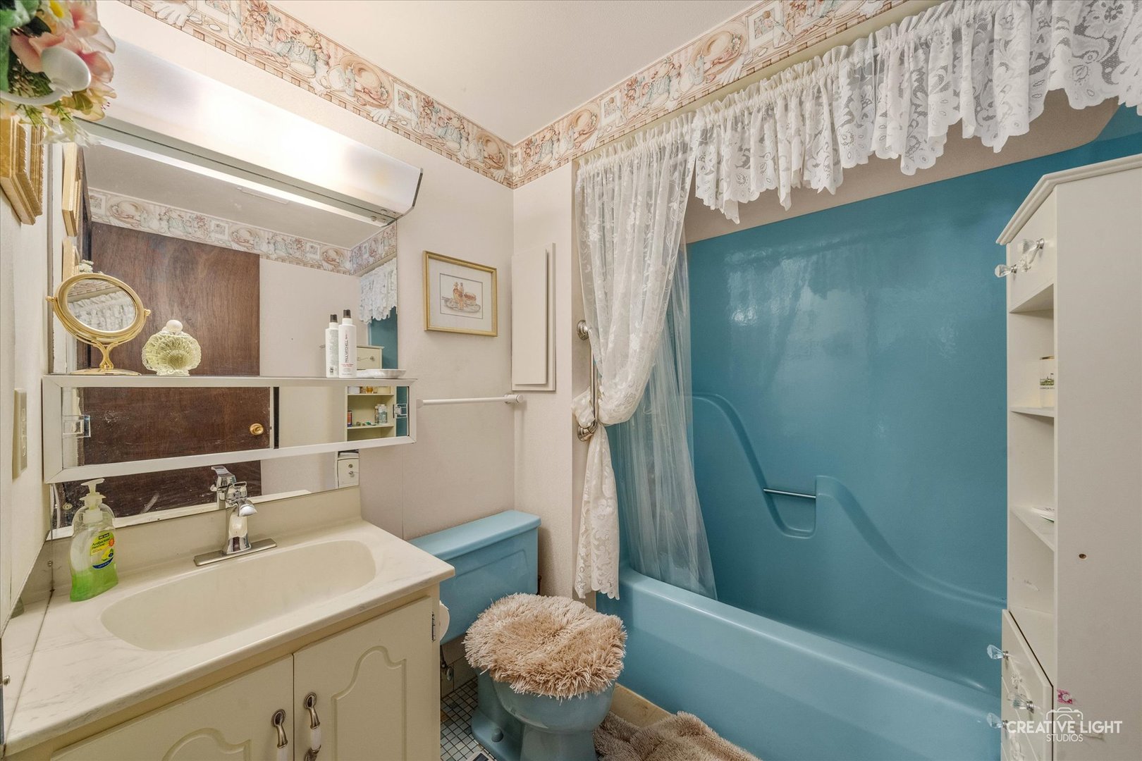 450 W Market Street, Somonauk, IL 60552