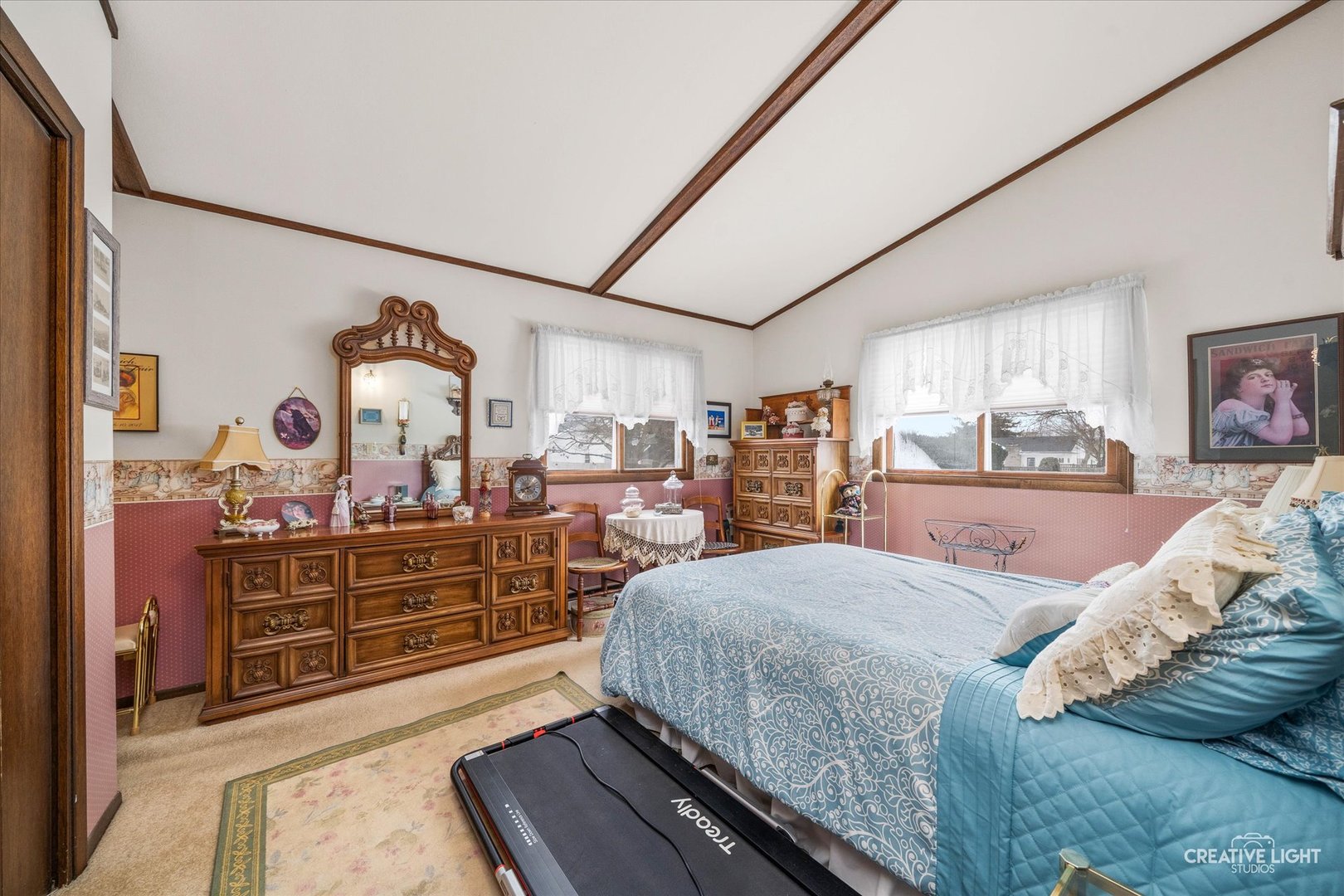 450 W Market Street, Somonauk, IL 60552