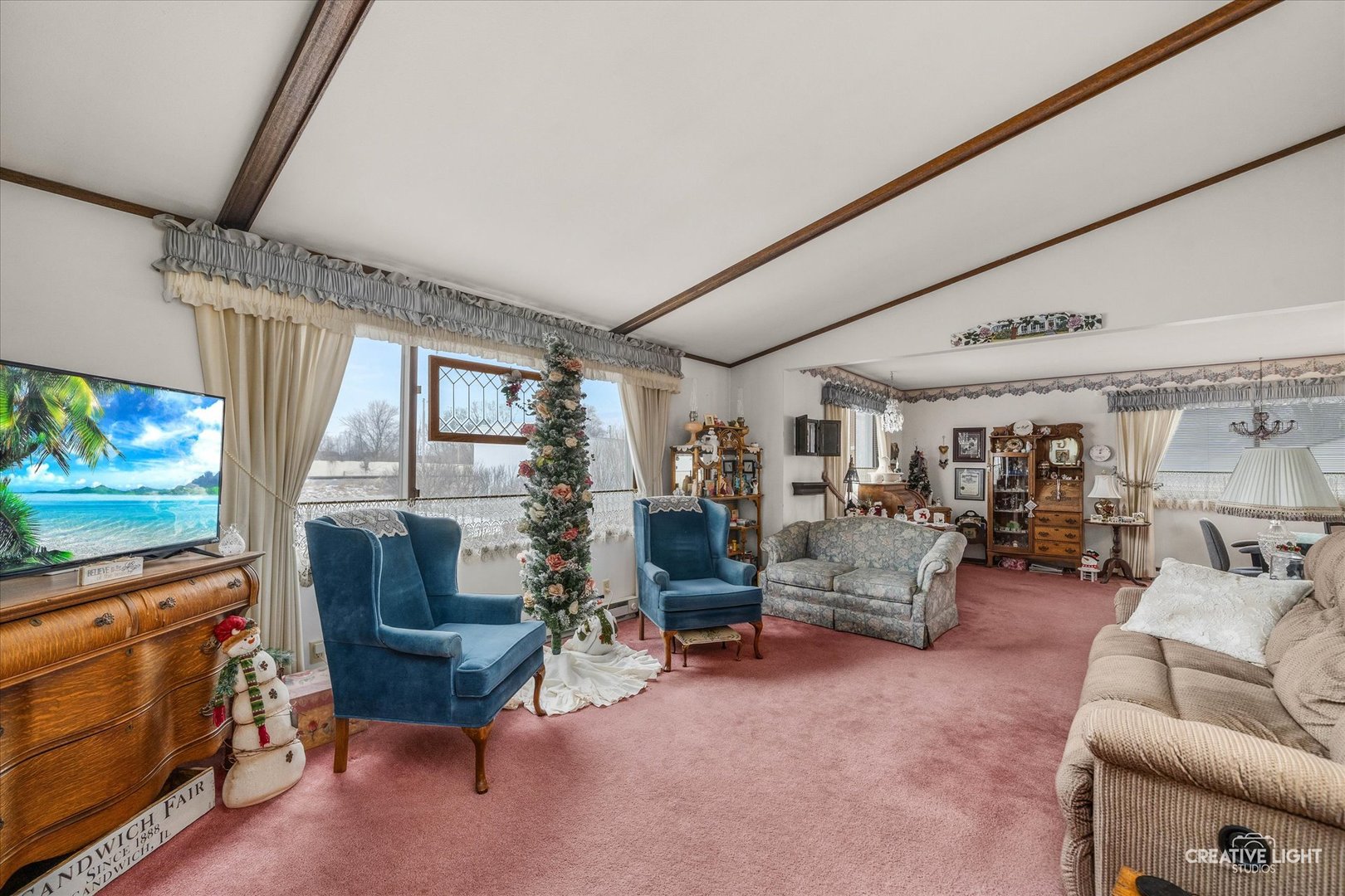 450 W Market Street, Somonauk, IL 60552