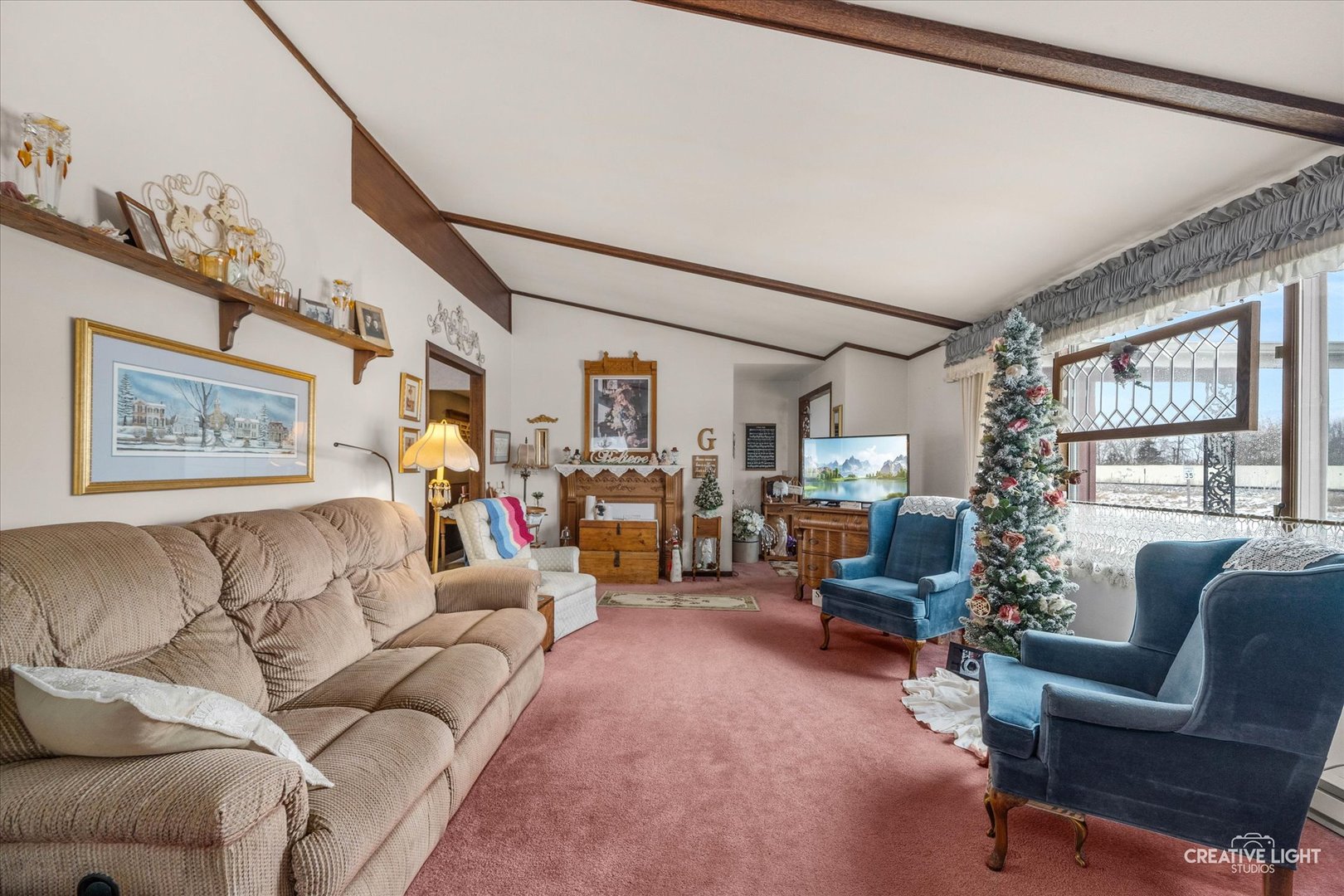 450 W Market Street, Somonauk, IL 60552