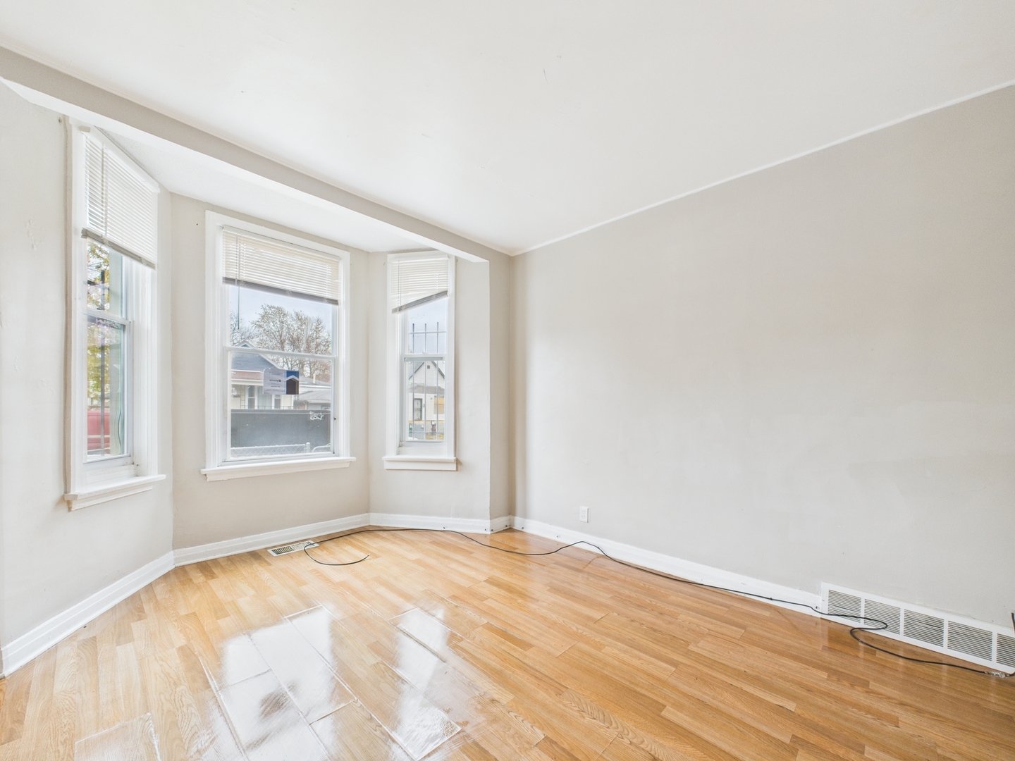 11540 S Yale Avenue, Chicago, IL 60628