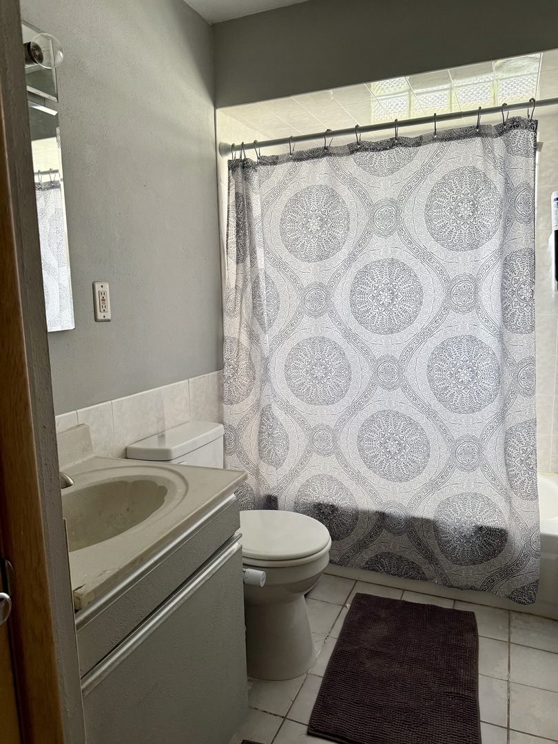 5653 Dover Road, Oak Forest, IL 60452