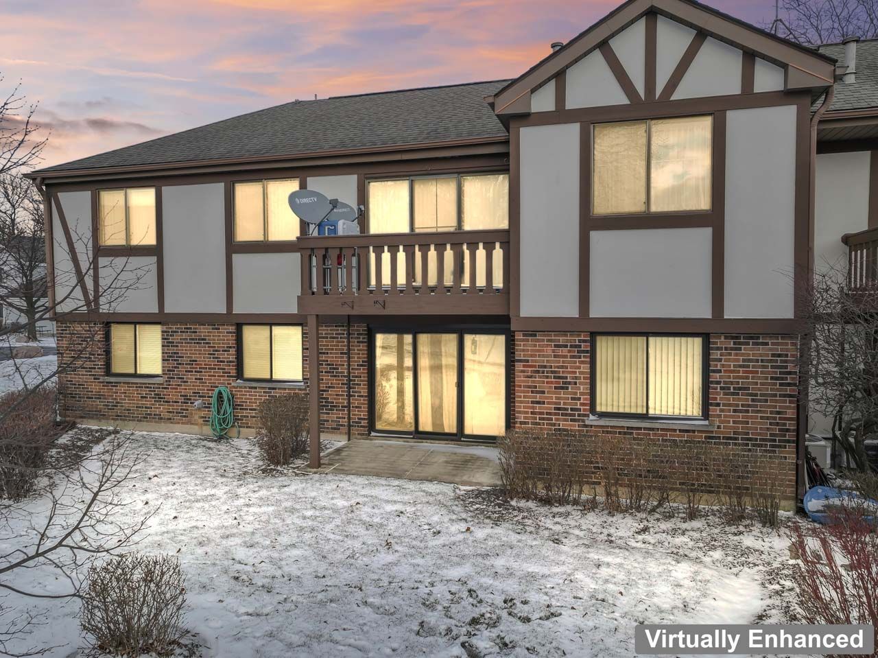 328 Woodbury Court #B1, Schaumburg, IL 60193
