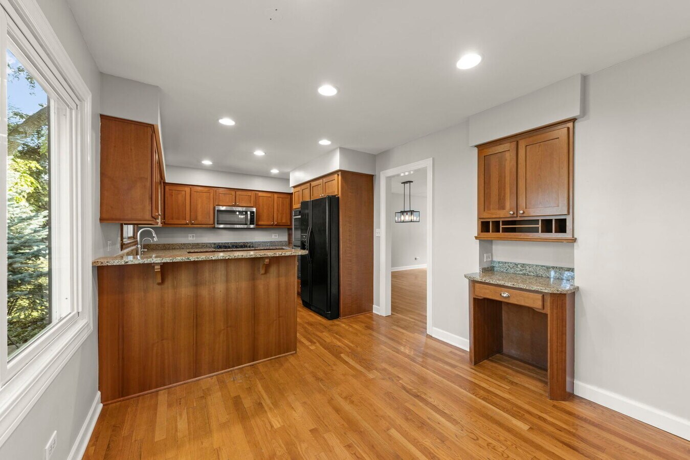 10S160 ALMA Lane, Naperville, IL 60564