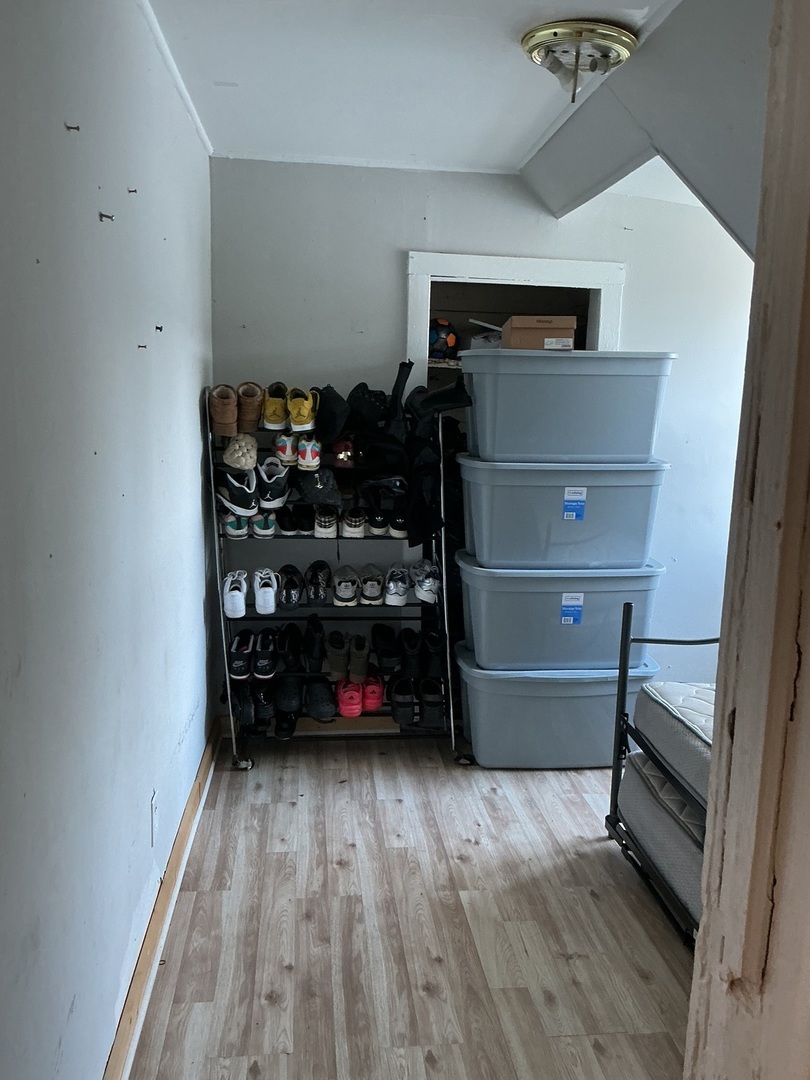 1260 W 74th Street, Chicago, IL 60636