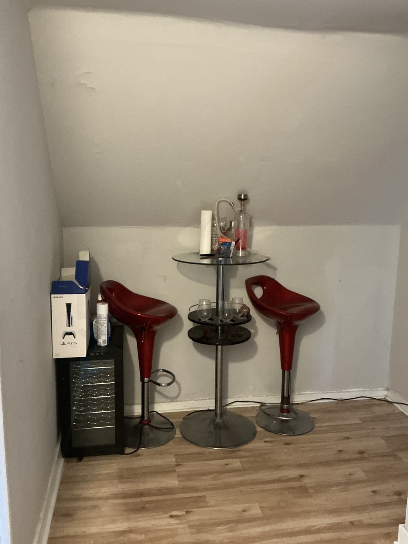 1260 W 74th Street, Chicago, IL 60636