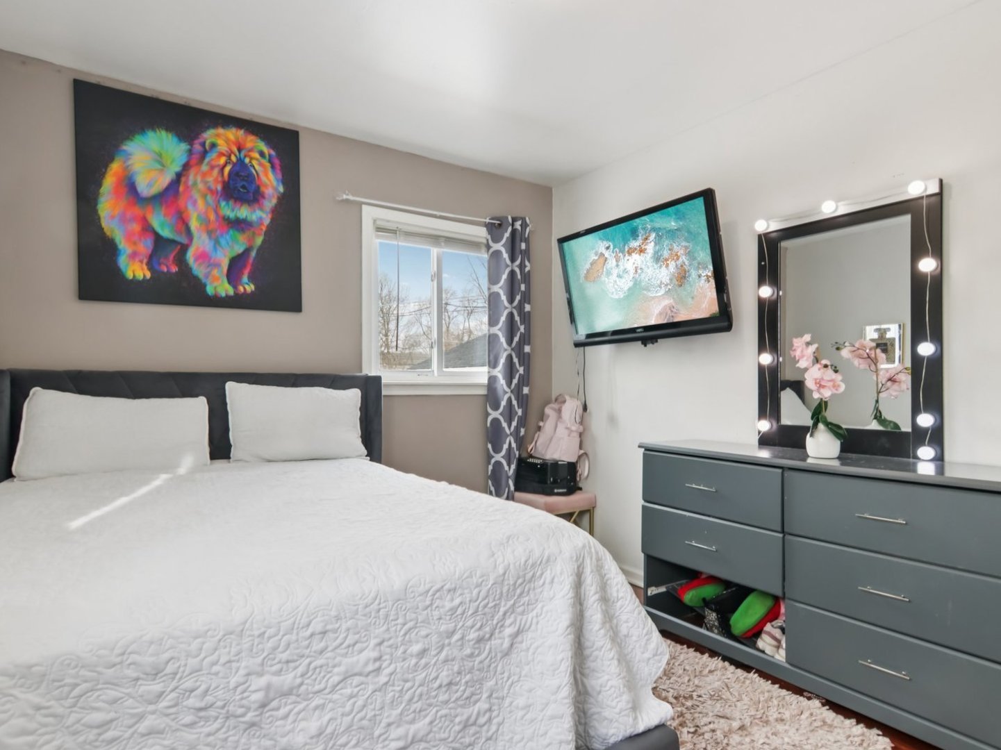 2124 Halsey Drive, Des Plaines, IL 60018