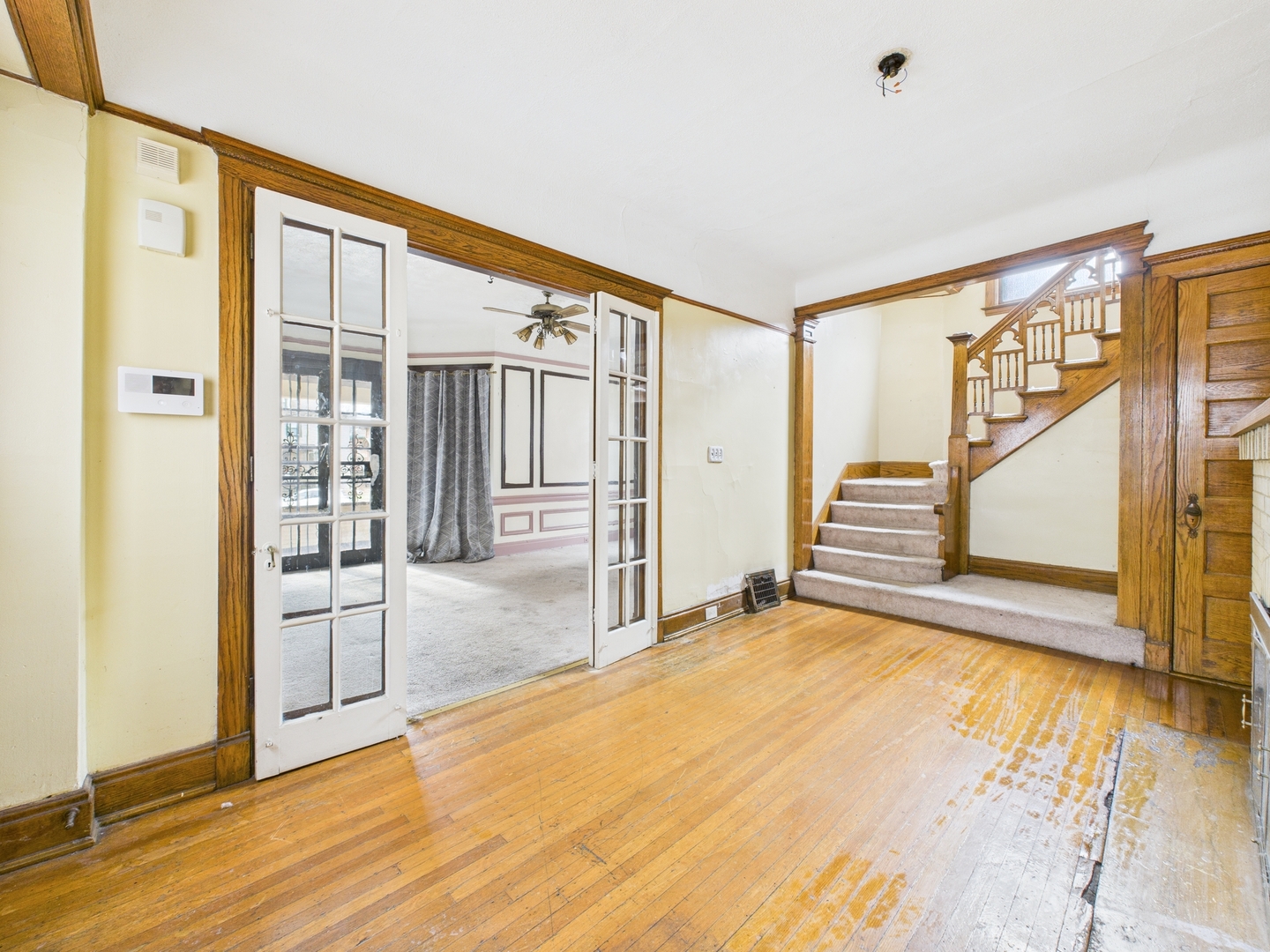 5830 W Race Avenue, Chicago, IL 60644