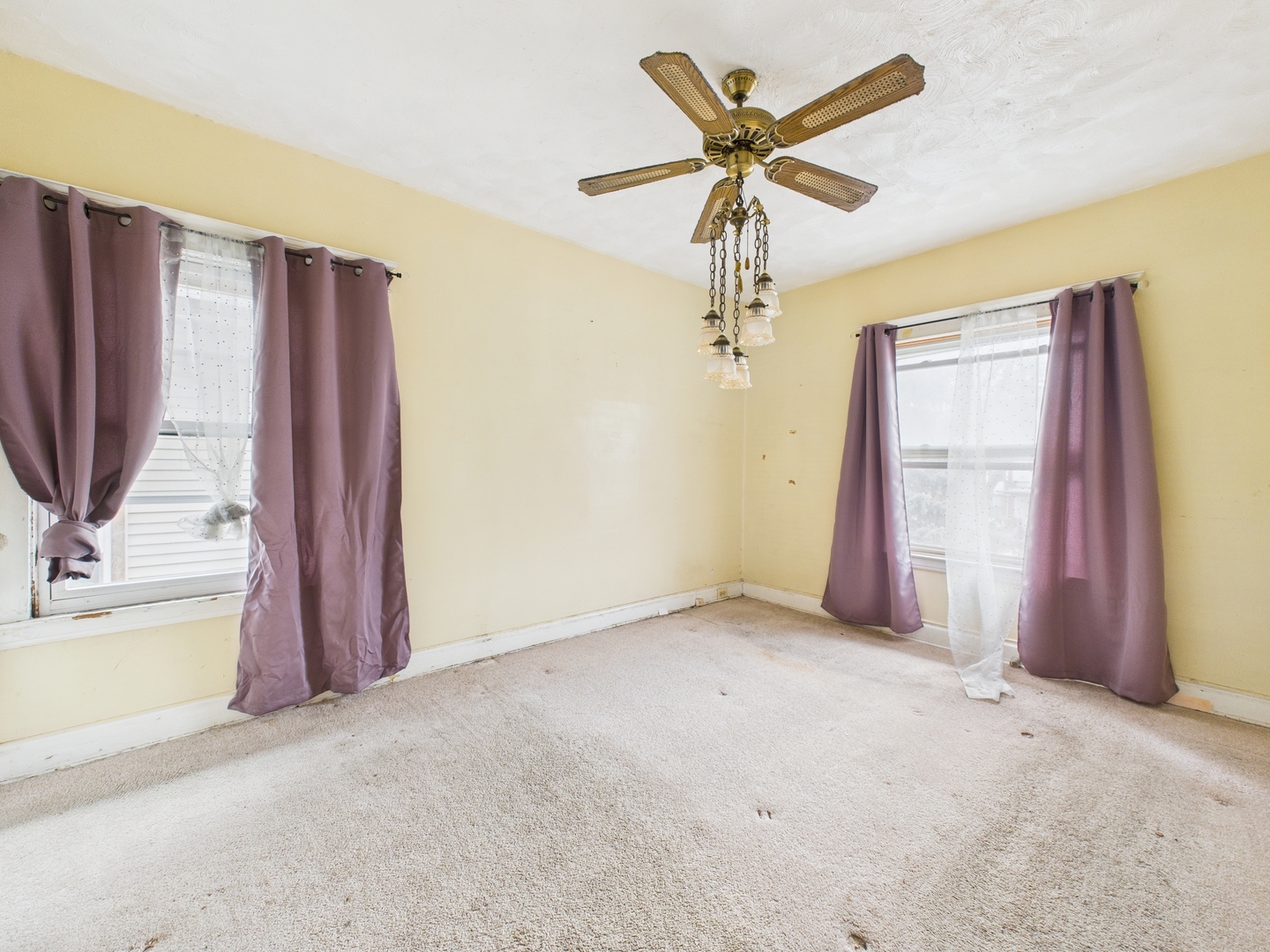 5830 W Race Avenue, Chicago, IL 60644