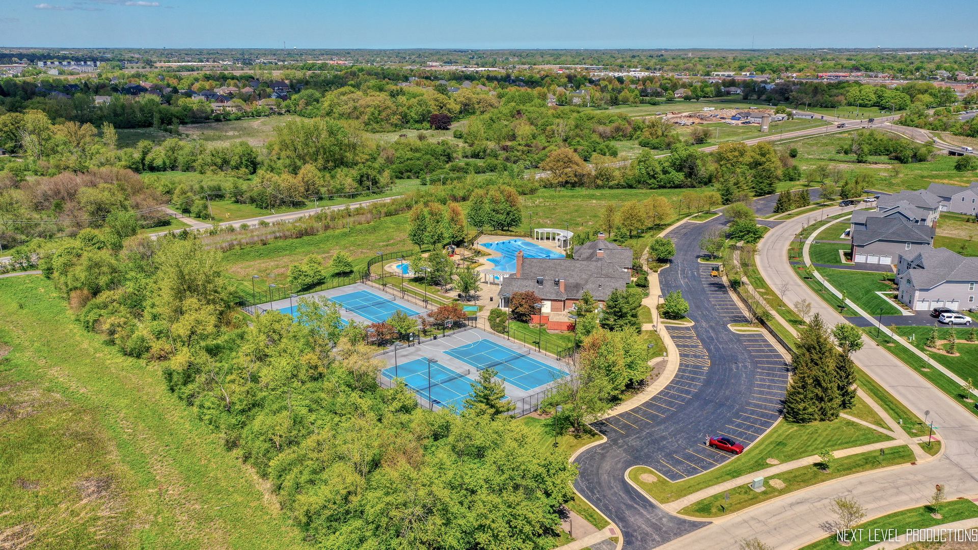 884 Twin Elms Lane, Batavia, IL 60510