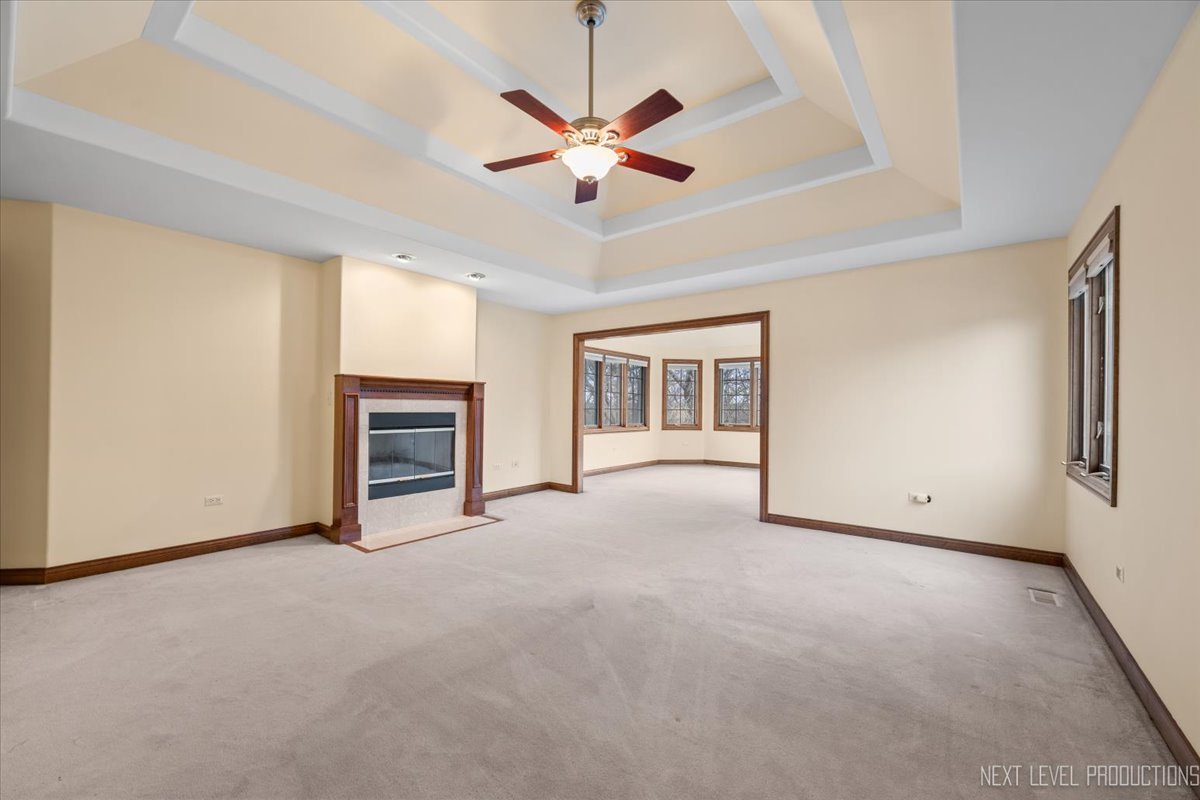 884 Twin Elms Lane, Batavia, IL 60510