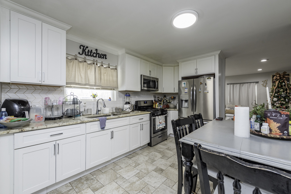 12298 W Paddock Avenue, Beach Park, IL 60087