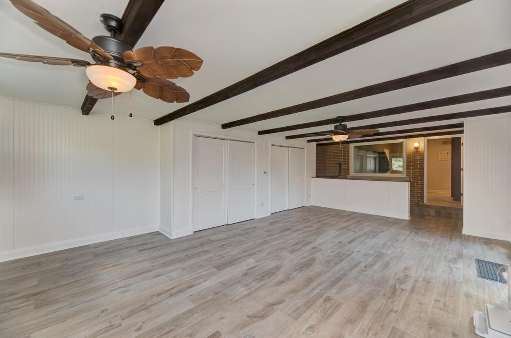 6 Meadowood Drive, Oak Brook, IL 60523