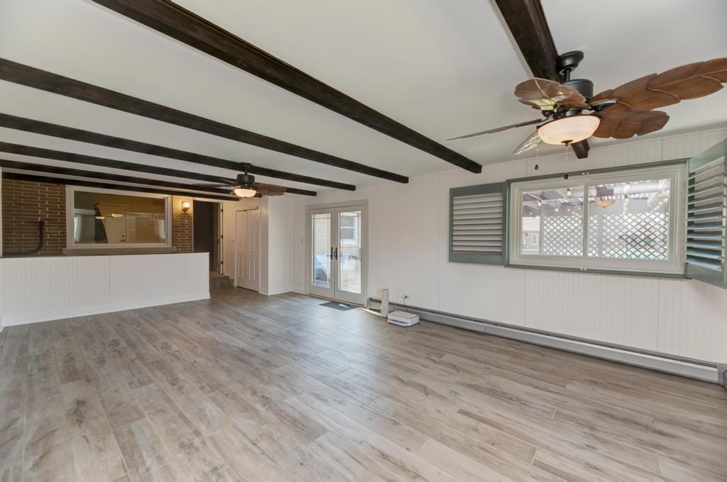 6 Meadowood Drive, Oak Brook, IL 60523