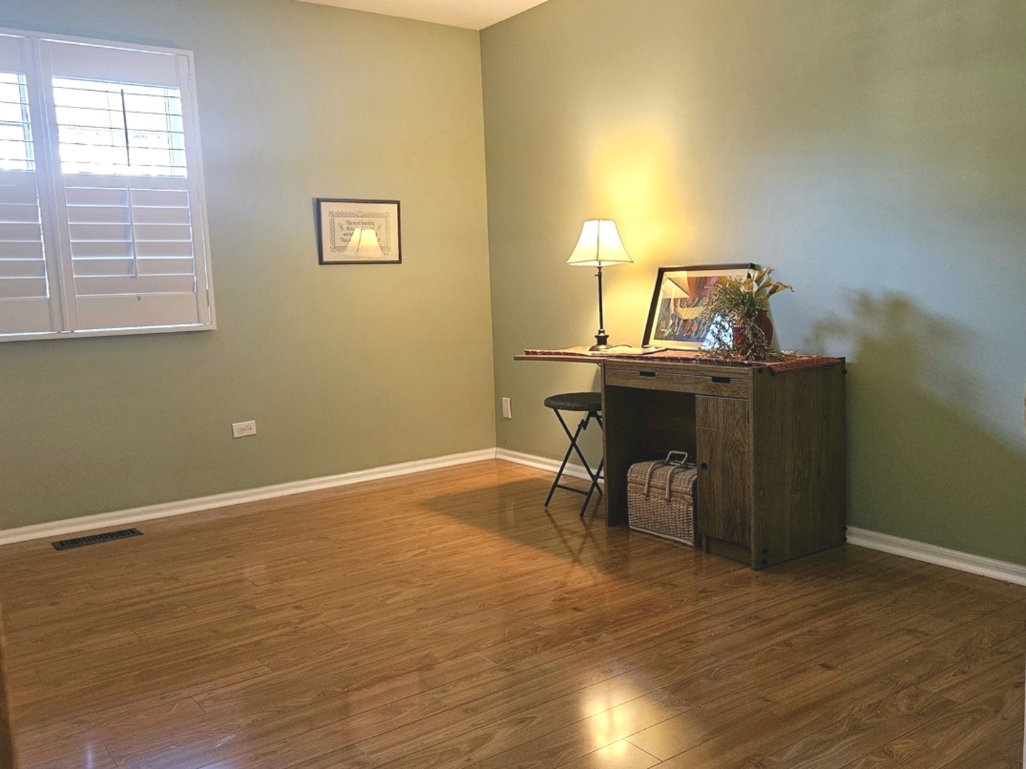 230 Windsor Lane #A, Willowbrook, IL 60527