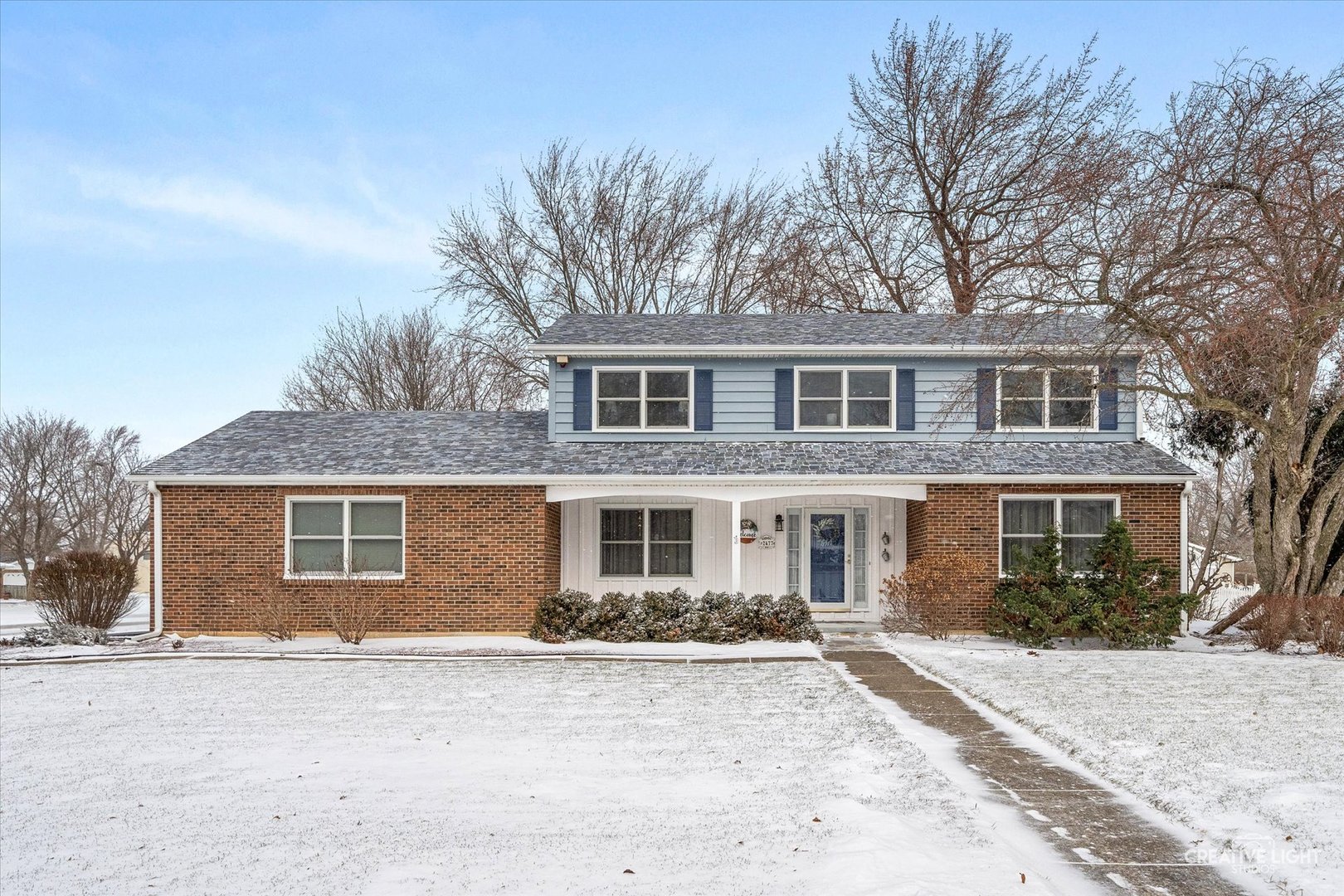 2477 W Downer Place, Aurora, IL 60506