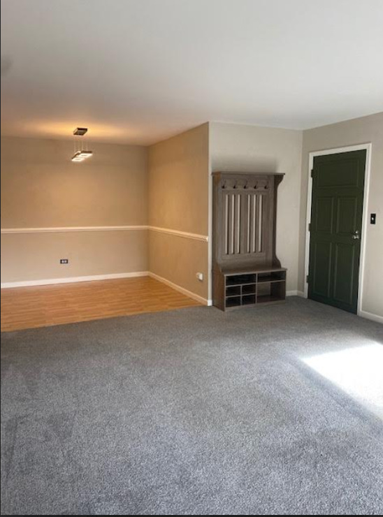 6174 KNOLL LANE Court #101, Willowbrook, IL 60527